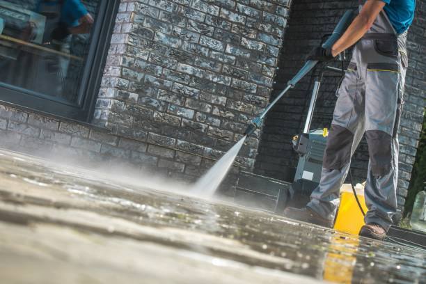 Best Pool Deck Cleaning  in Westvale, NY